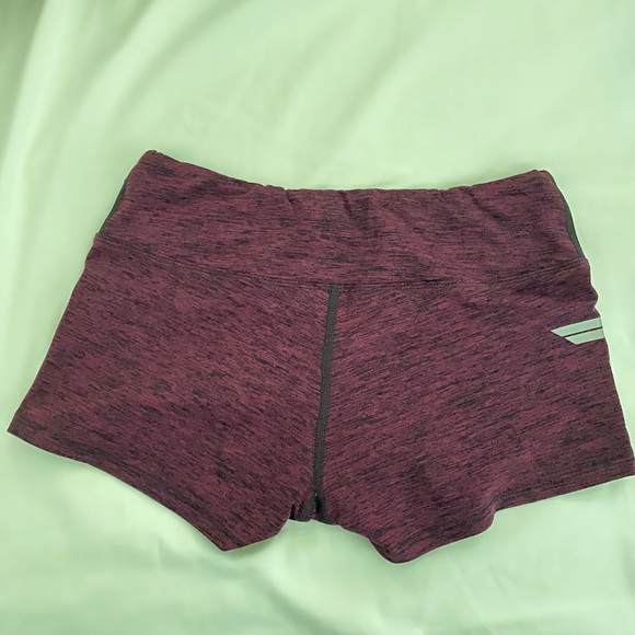 Past Parallel Performance Shorts - Picture 2 of 4